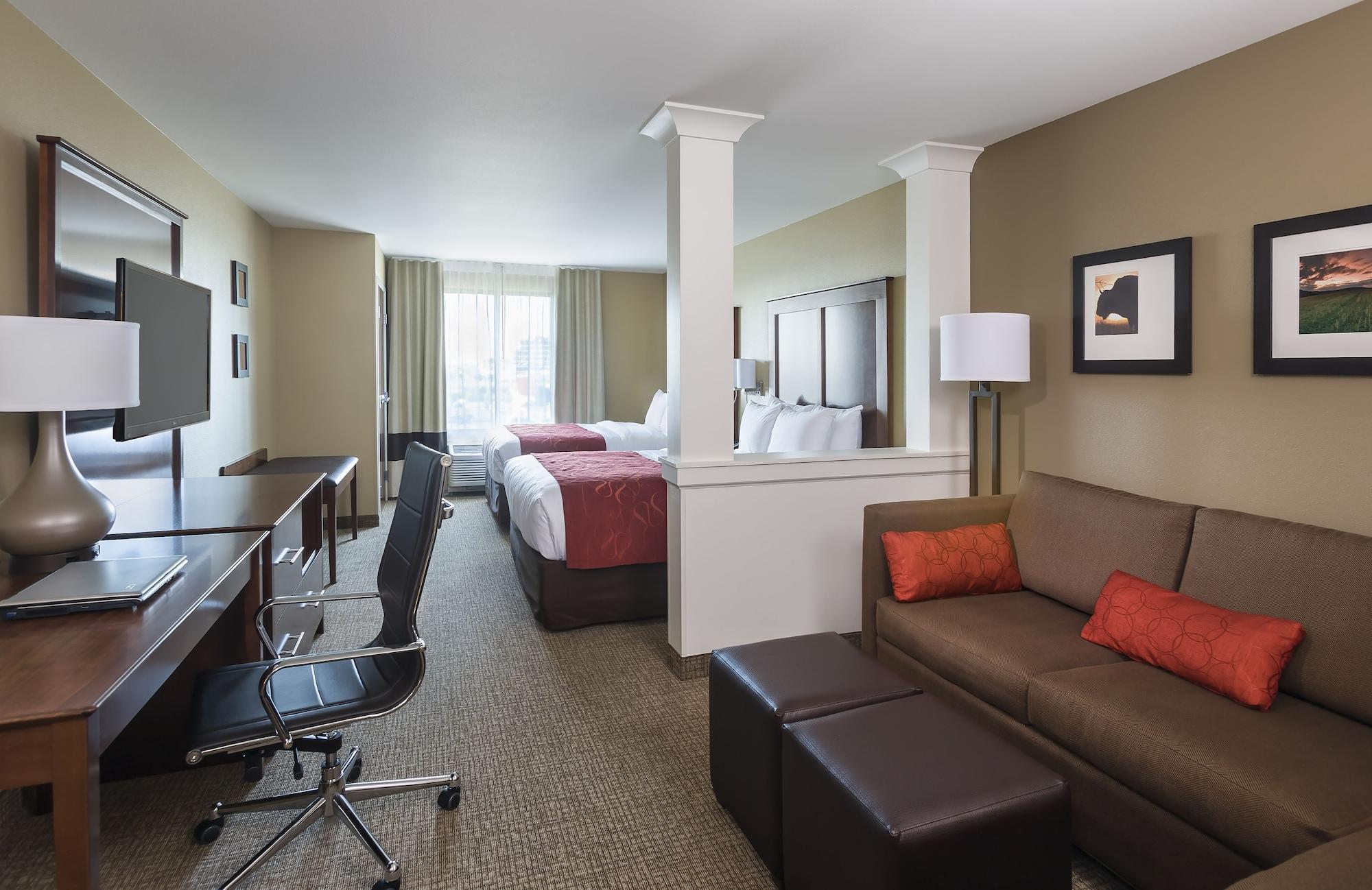 Comfort Suites Fargo Medical Center Экстерьер фото