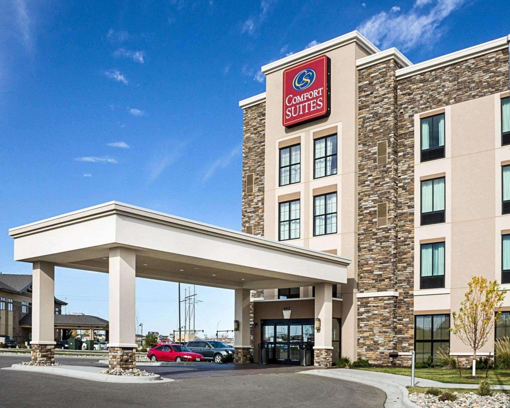 Comfort Suites Fargo Medical Center Экстерьер фото
