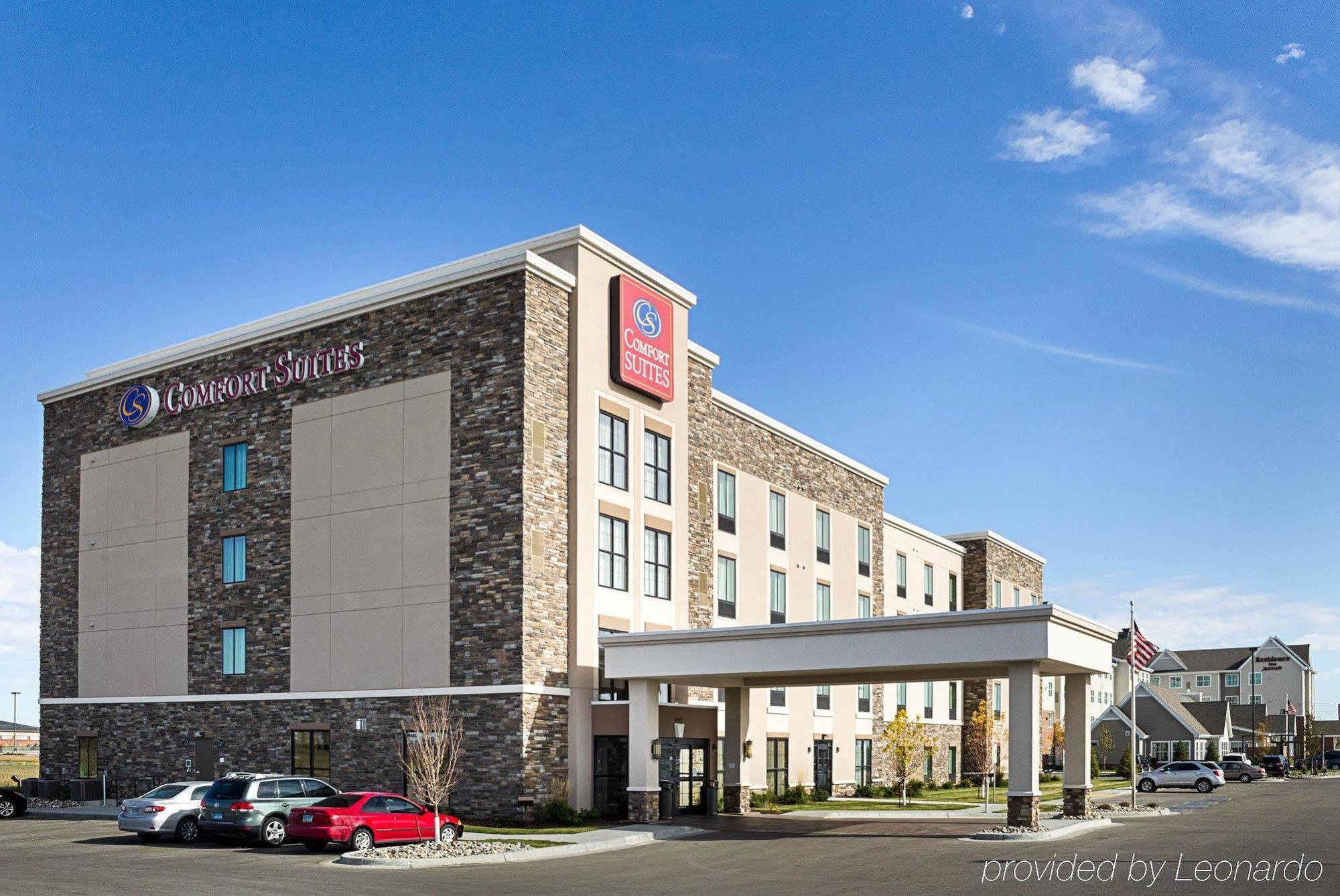 Comfort Suites Fargo Medical Center Экстерьер фото
